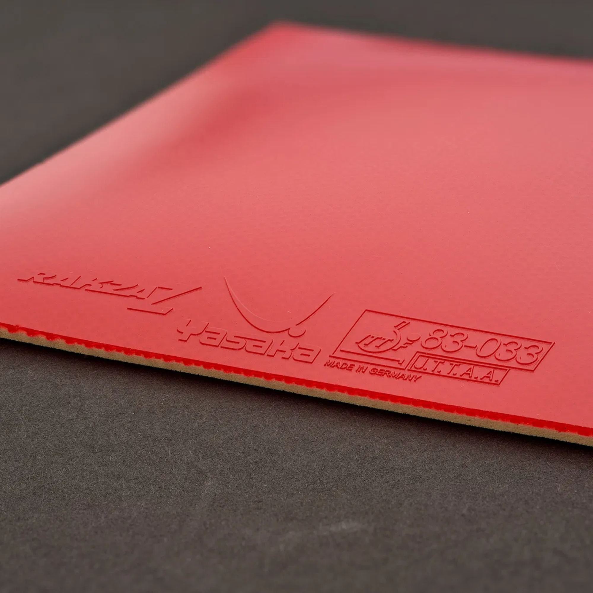 Close-up of Yasaka Rakza Z rubber surface